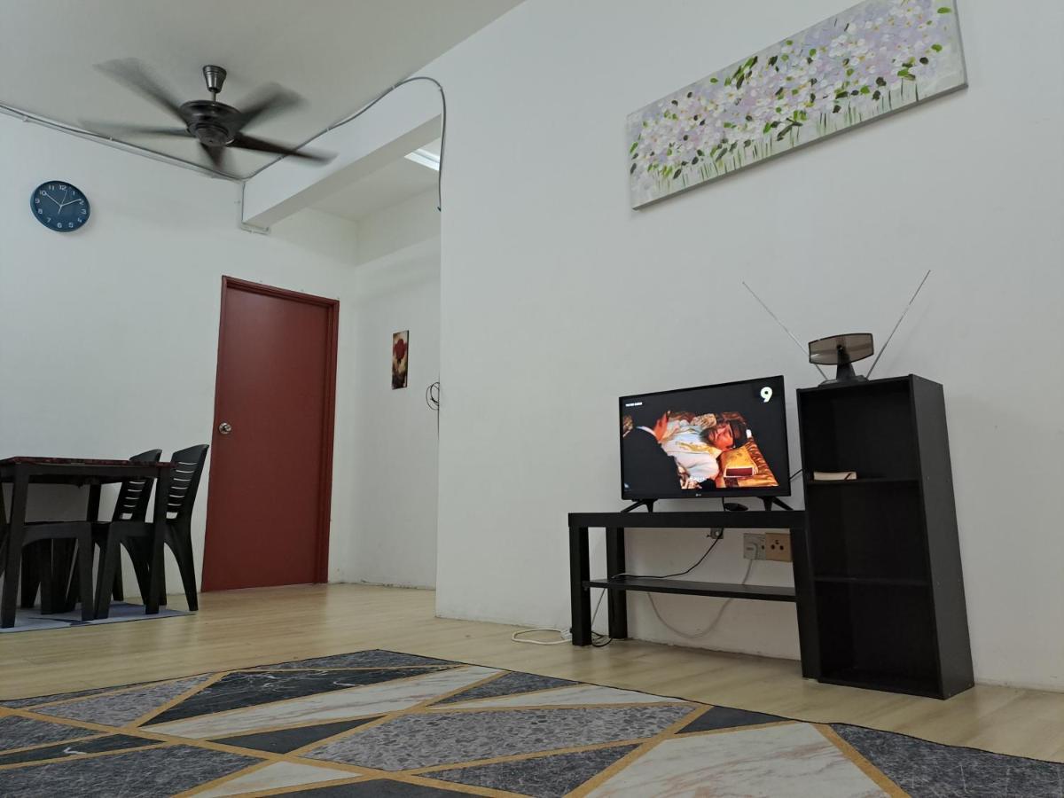 1201 Apartment Ladang Tok Pelam Tepipantaibatuburuk Kuala Terengganu Exterior foto